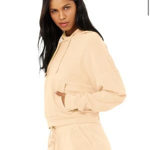 Never worn (no tags)! Alo Yoga Washed Avenue Hoodie Size M